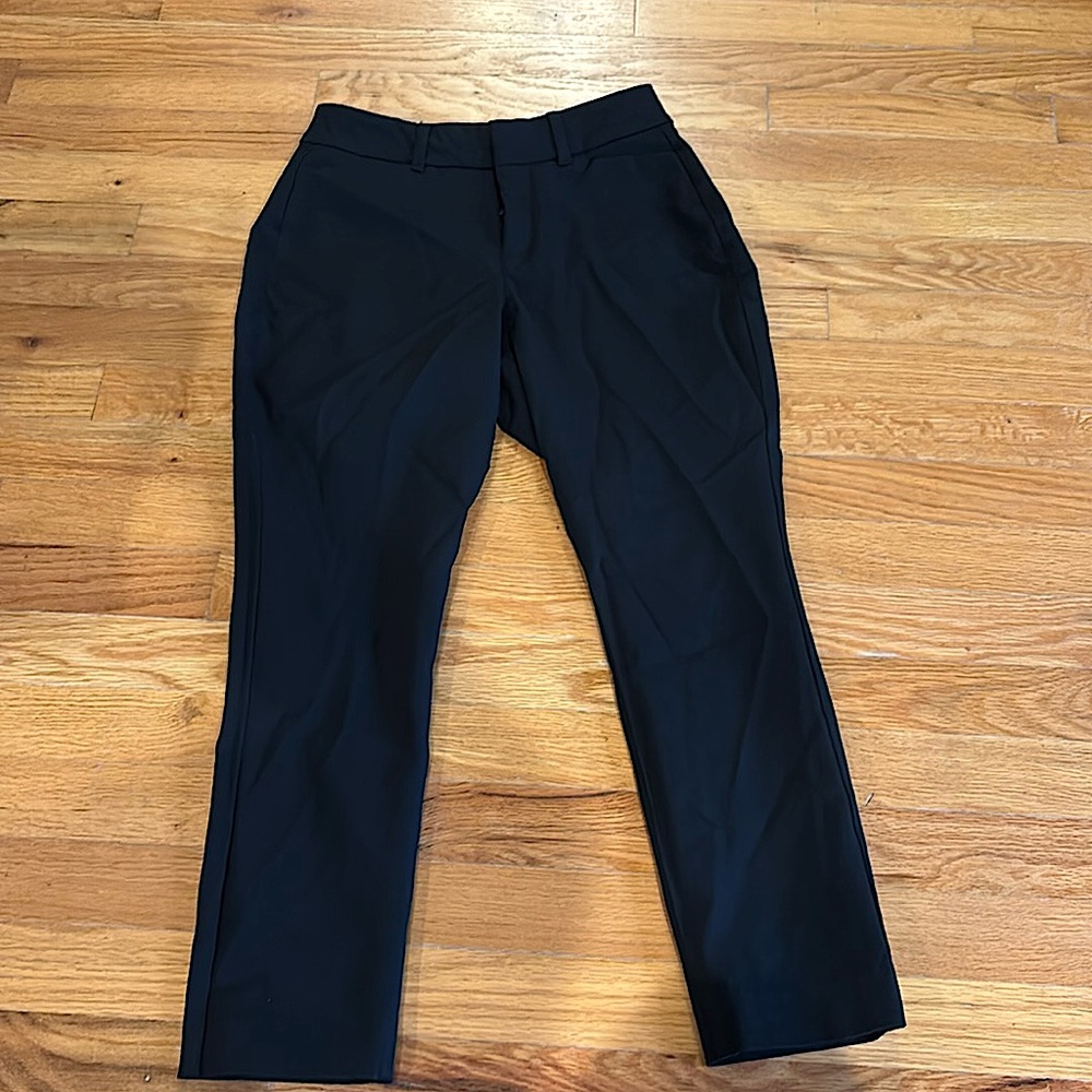 Old Navy High Rise Pixie Pant